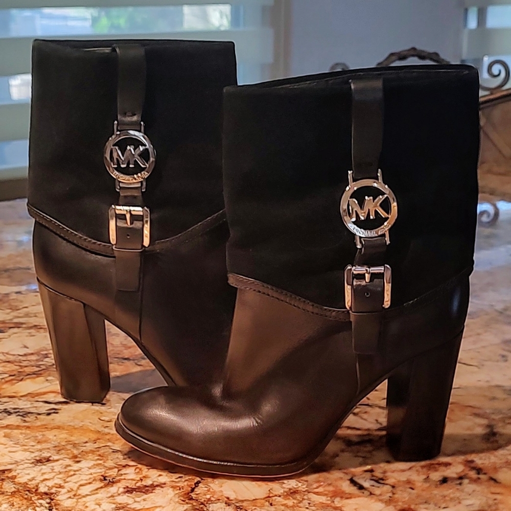 Michael Kors Black Fulton Harness Women's Boots, SZ 6 1/2 M. - Picture 9 of 15